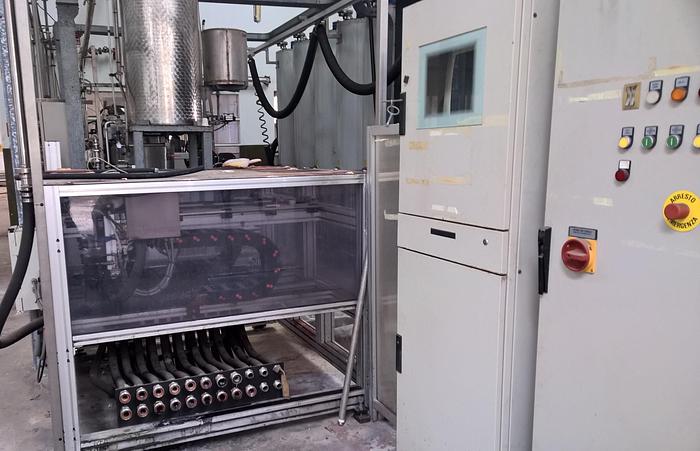 Used DYEING COLOUR KITCHEN 1995 COLOR SERVICE