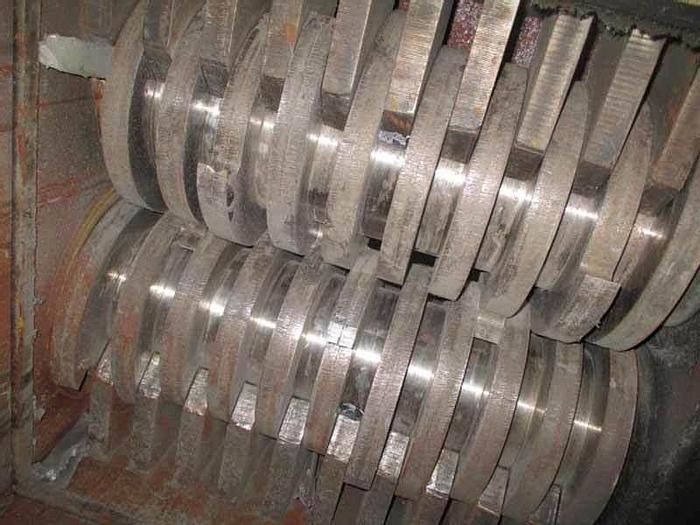 Used 25" x 25" BALL & JEWEL SHREDDER MODEL SB2525