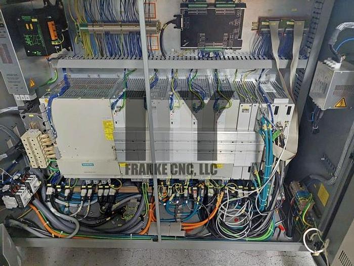 Used DMG MORI DECKEL MAHO DMU 70 eVolution