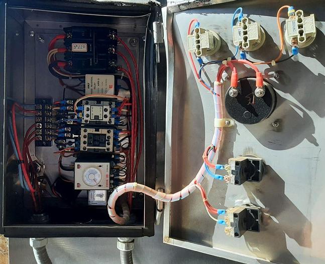 Used Dust Collector, Bin Vent, 165 SF, Shaker Style Filter Cleaning #S743808