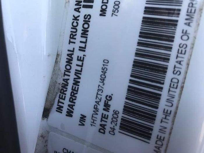 Used 2007 International 7500 Elliott 1860F 18 Ton Crane Truck - C04510