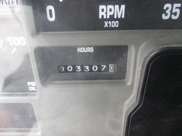 Used 2001 International 4700 Digger Derrick Truck