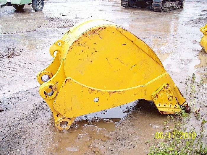 Used CATERPILLAR 225