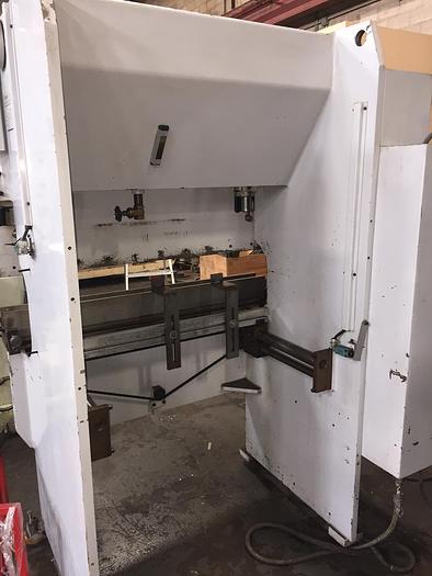 Used 44 TON X 4', FABMASTER, HYDRAULIC PRESS BRAKE