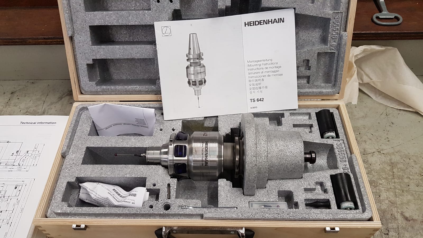 Gebruikt 2001 DECKEL DMC 60 U HI-DYN