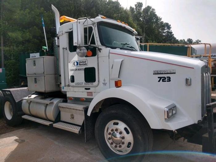 2007 KENWORTH T-800 WINCH TRUCK