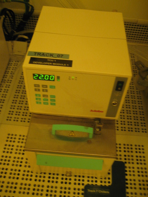 Used Suss Microtec ACS 800 Coater Developer