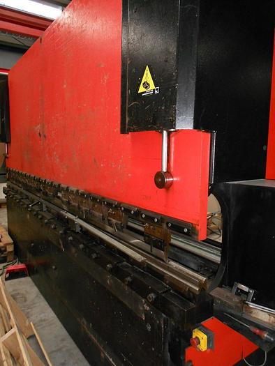 Gebraucht PLOOIBANK AMADA HFB