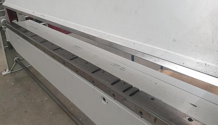 Gebraucht Hera UM II 3000 x 2 mm