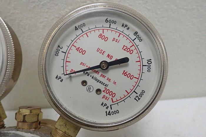 Used Fisher Scientific Company FS-50 Gas Regulator