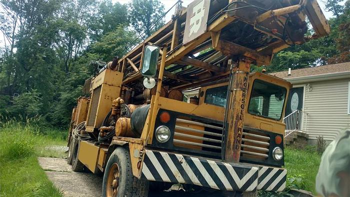 Used 1980 Ingersoll-Rand T4W Drill Rig