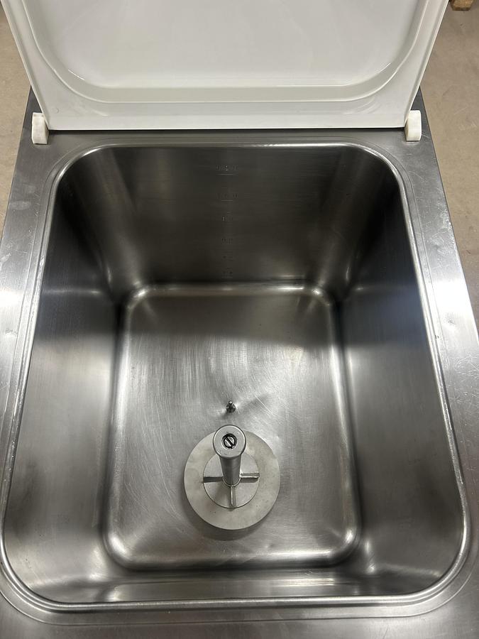 Used Cattabriga PSK KEL 125 Batch Pasteuriser