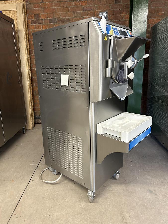 Used Carpigiani Maestro 2 Stella Gelato /Ice cream /Pastry Batch Freezer Gelato /Ice cream /Pastry Batch Freezer