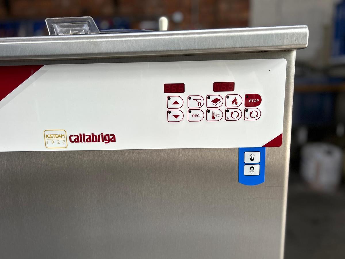 Used Cattabriga CREM-0-MATIC KEL 60 Multifunction Batch Pasteuriser