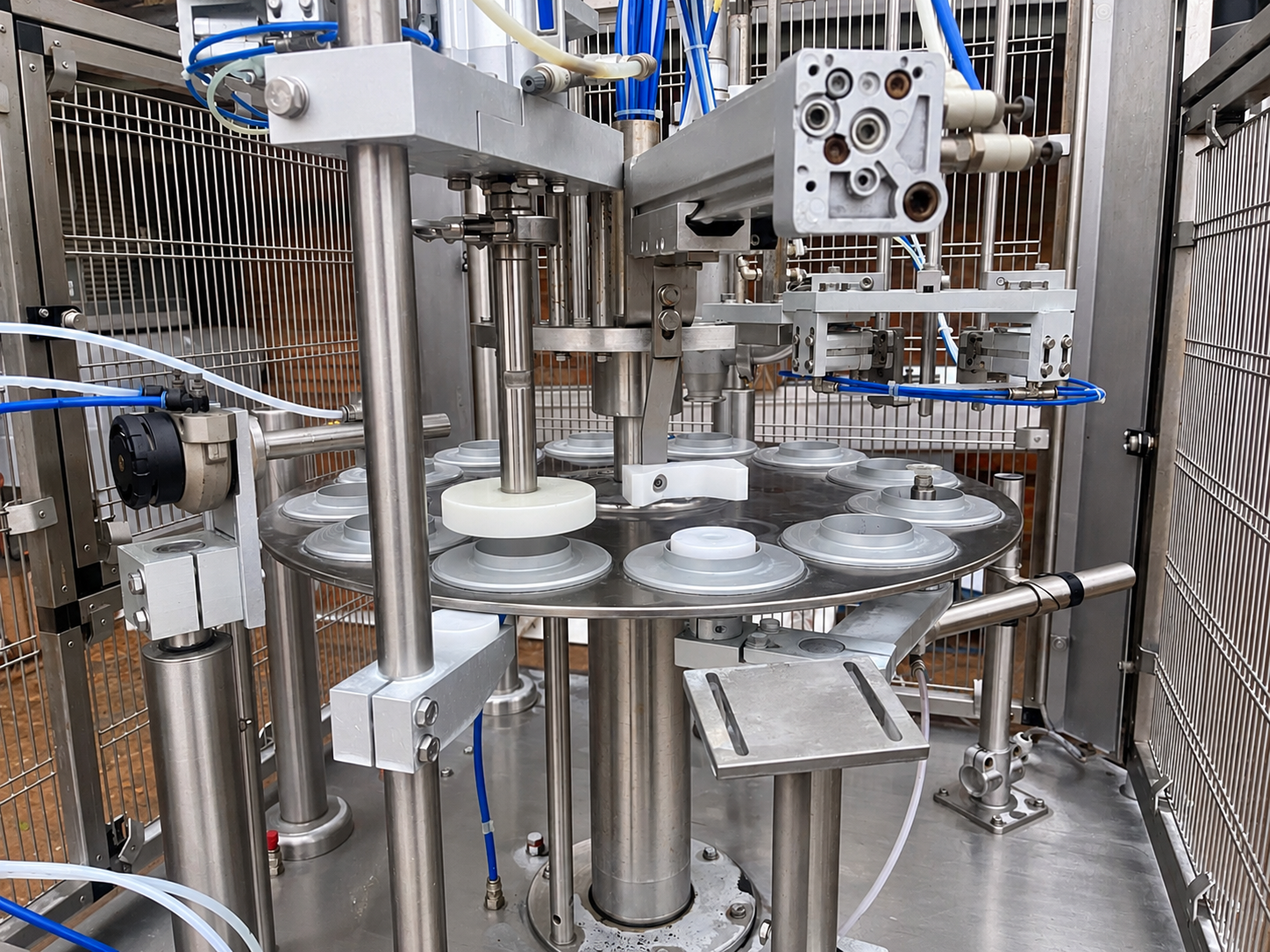 Used ROKK/Tecnofreeze RR3800 Rotary Filling Machine