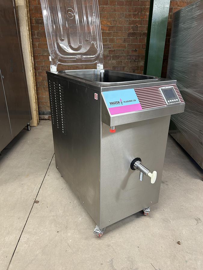 Used 2016 Valtek TS LCD PAST 130 Batch Pasteuriser