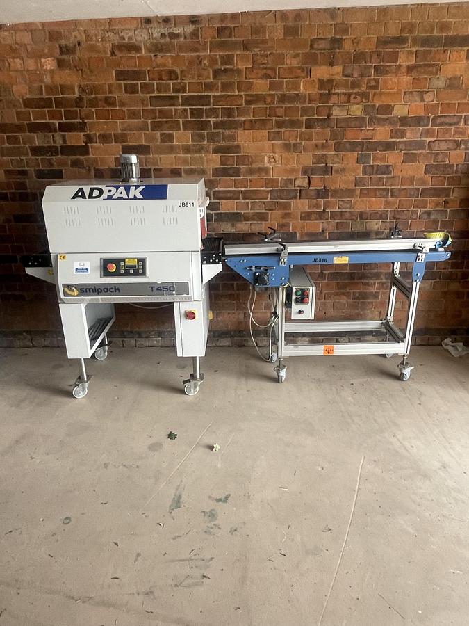 Used ADPACK T450 Heat Shrink Tunnel + Adpack BVM Conveyor