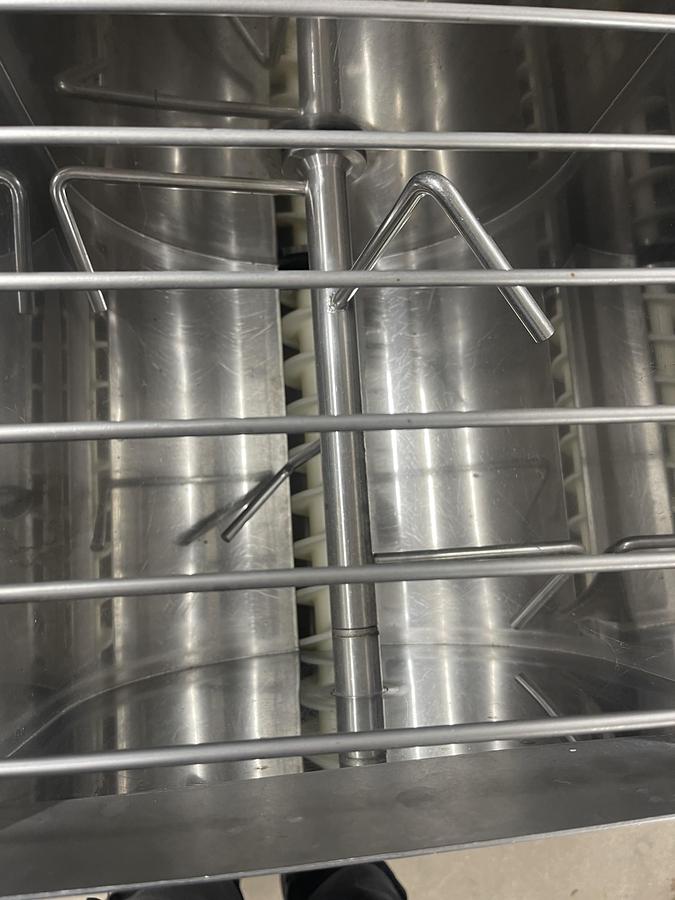 Used Technogel FF 10S Fruit Feeder 