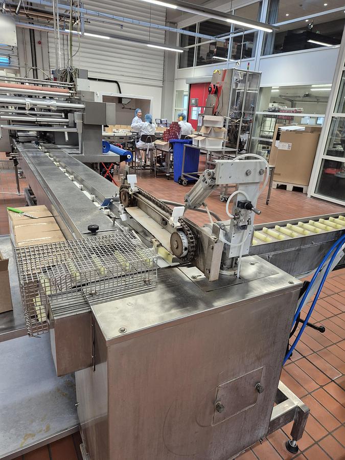 Used Tetra Pak Hoyer Rollo 20 Lolly Line with flow wrapper