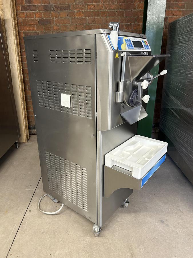 Used Carpigiani Maestro 2 Stella Gelato /Ice cream /Pastry Batch Freezer Gelato /Ice cream /Pastry Batch Freezer