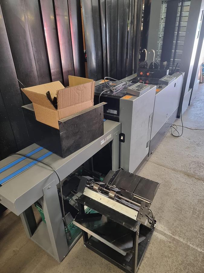 Used Duplo 20 station collator and fold stitch trim unit for booklet making 
