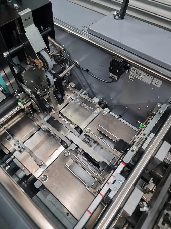 Used Duplo 5000 Digital booklet making system, Fold Stitch Trim Sheet Feeder