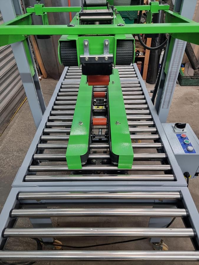 Used casepak Carton sealer MH FJ 1A