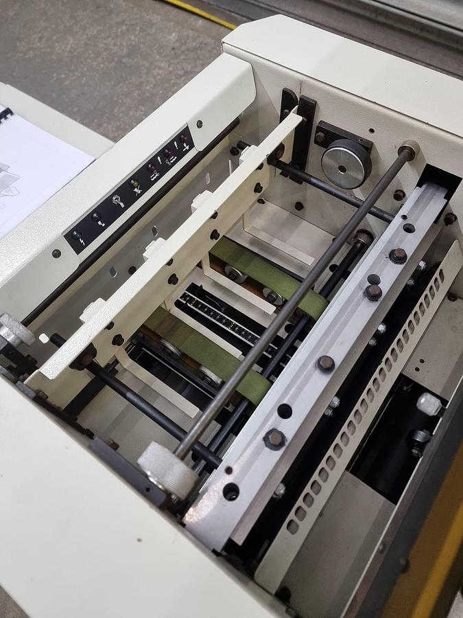 Used KAS 5000 Bookletmaker with trimmer