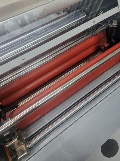 Used matrix 530 laminator for printing