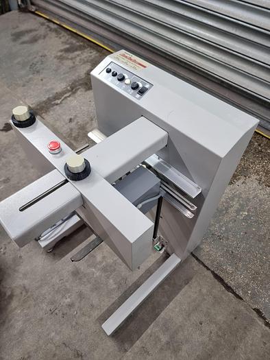 Used Horizon st 20r stacker