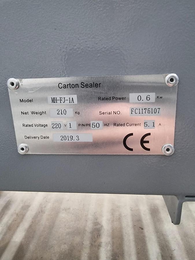 Used casepak Carton sealer MH FJ 1A