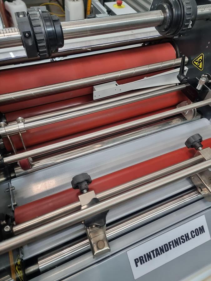 Used matrix 530 s Laminater foil Automatic omni feeder , top of the range