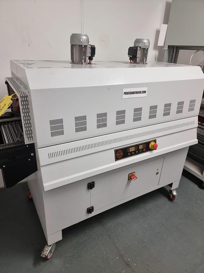 Propac sleeve sealer with heat tunnel 