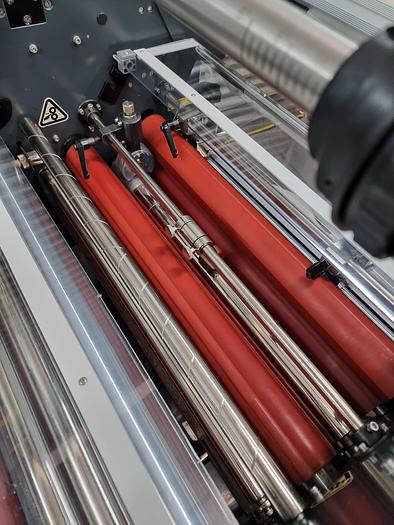 Used matrix 530 pneumatic laminator and foiler