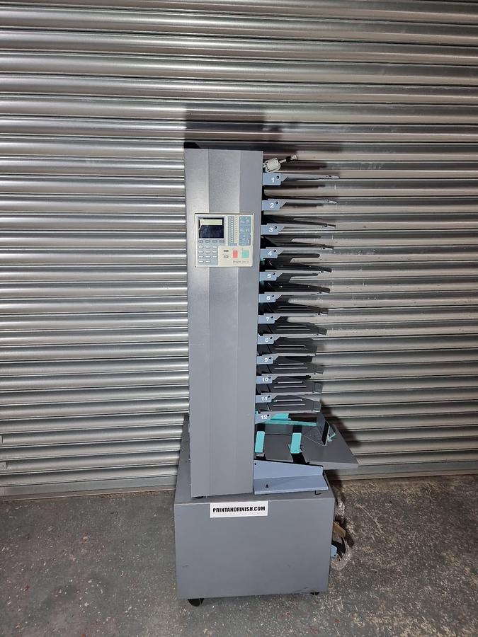 Used Duplo dfc 12 station paper collator