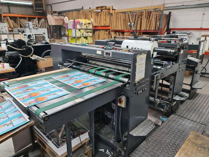 Used 2002 AUTOBOND COMPACT 102TP Thermal Laminator, Sheet Size 102 x 76cm, Heidelberg Deep Pile Stream Feeder, Double Sided Laminator, 2 x Film Unwinds, Auto Sheeter, Jogger Delivery