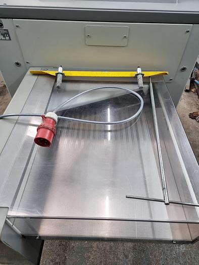 Used Polar 66 paper guillotine digital