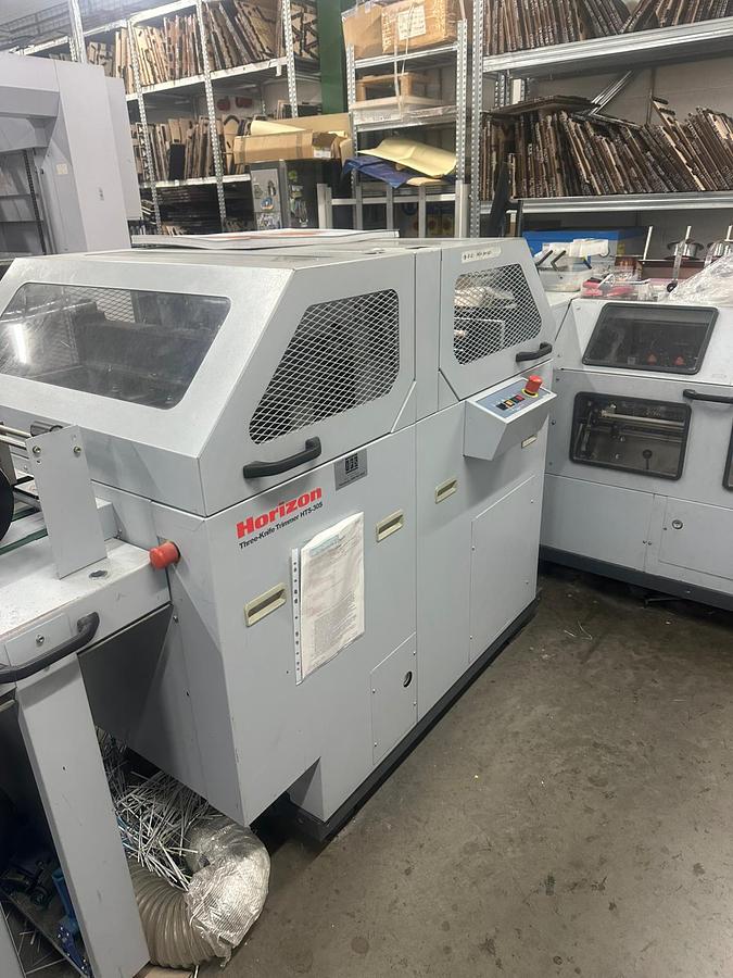 Used Horizon Stitchliner Bookletmaker 24 Station Collator , Fold , Stitch, Three knife trim