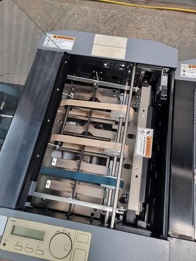 Used Duplo bookletmaker with Automatic Sheet Feeder