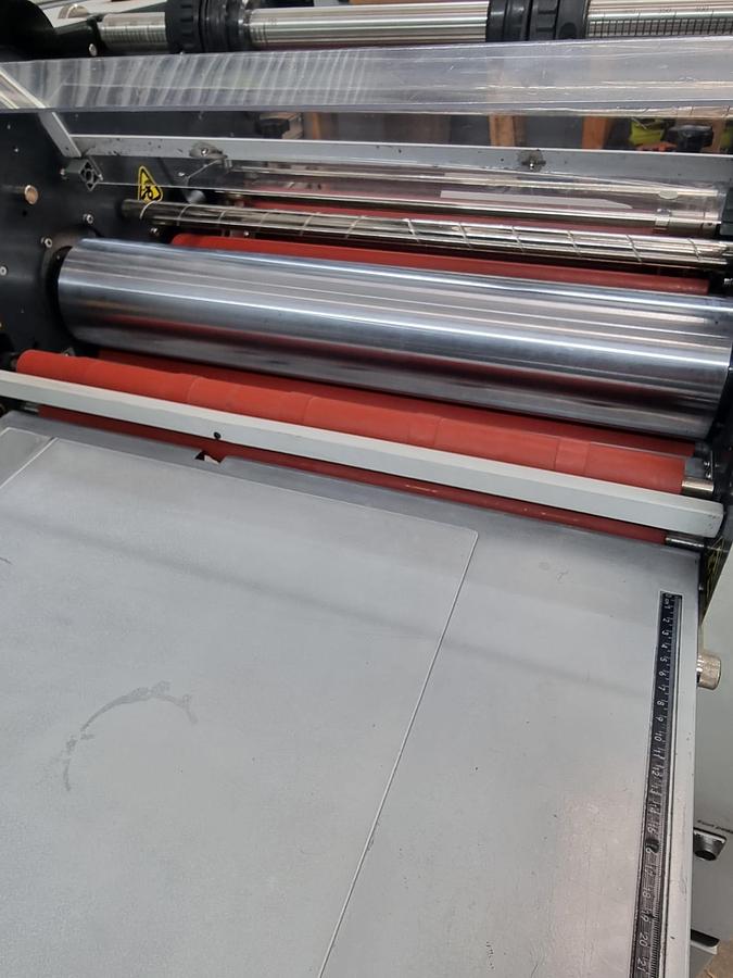Used matrix pneumatic 530 foil and laminate