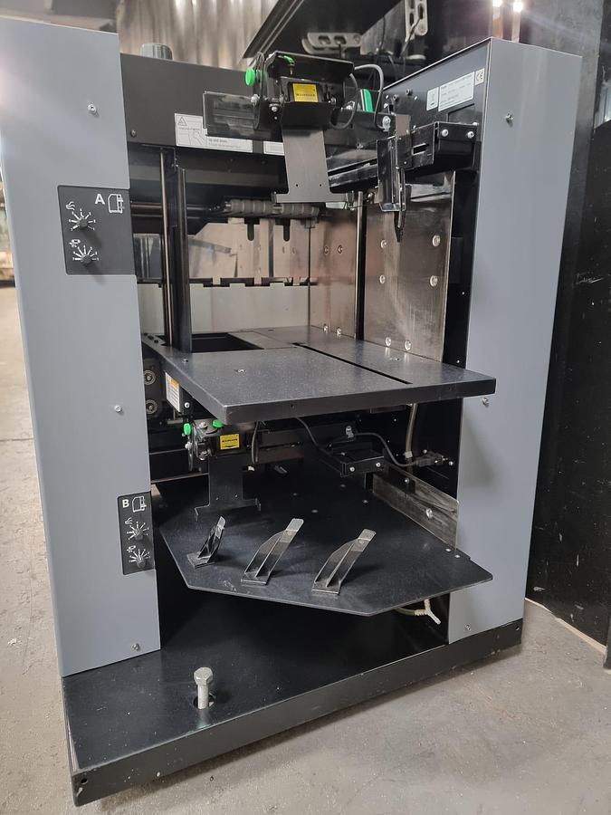 Used Duplo 5000 sheet feeder , fold , stitch , trim crease booklet maker