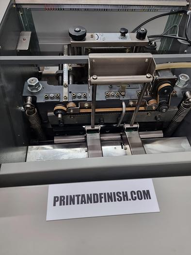 Used Horizon VAC100 Collator with SPF20a + FC20a Bookletmaker + Trimmer