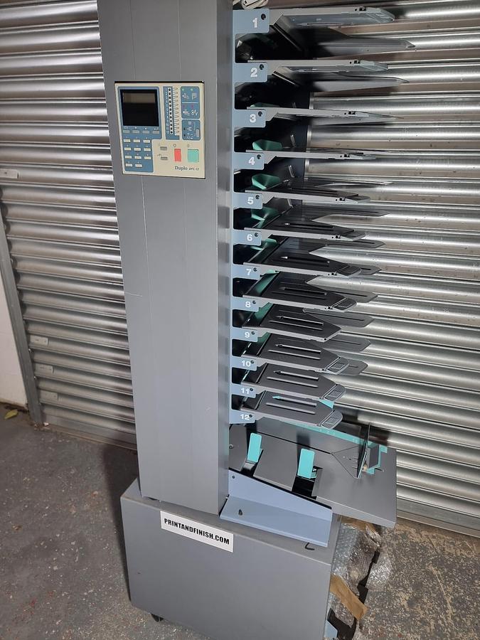 Used Duplo dfc 12 station paper collator