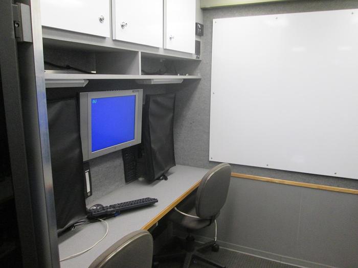 Used 2005 Farber Specialty Command Center Trailer