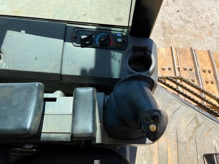 Used 2011 CAT D6K LGP