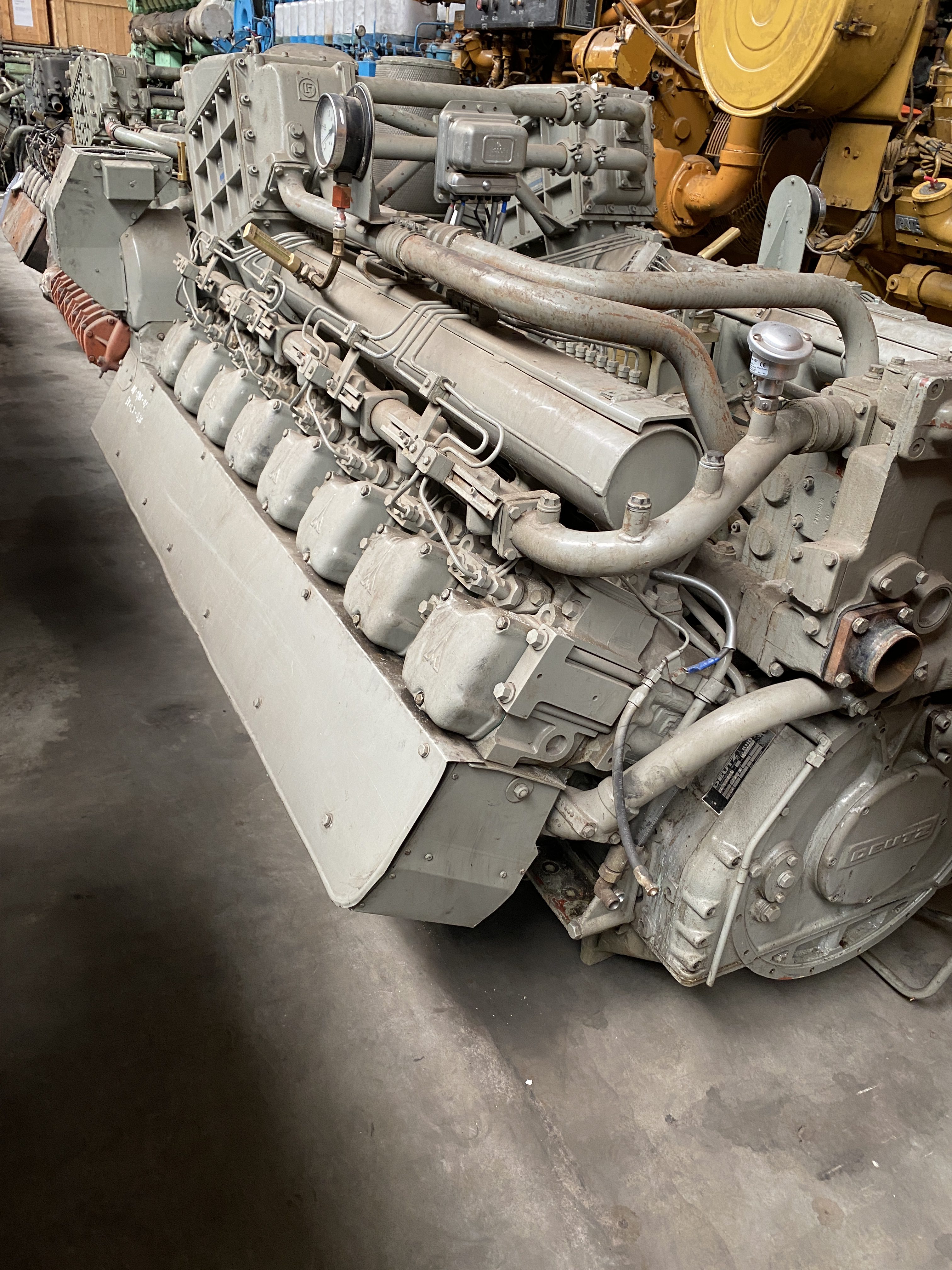 Used 1982 DEUTZ BA16M816 LLKU