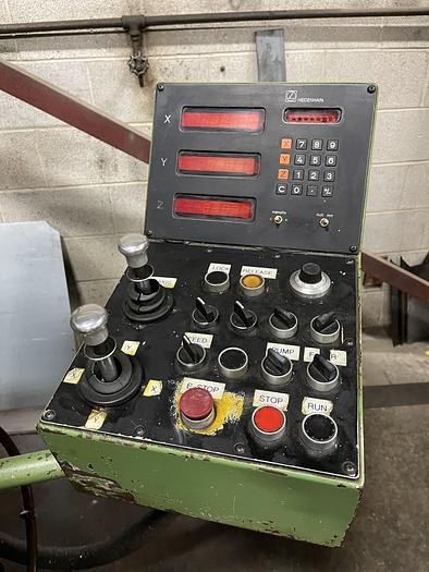 Used 15"X 31-1/2", HERMLE, VERTICAL MILLING MACHINE