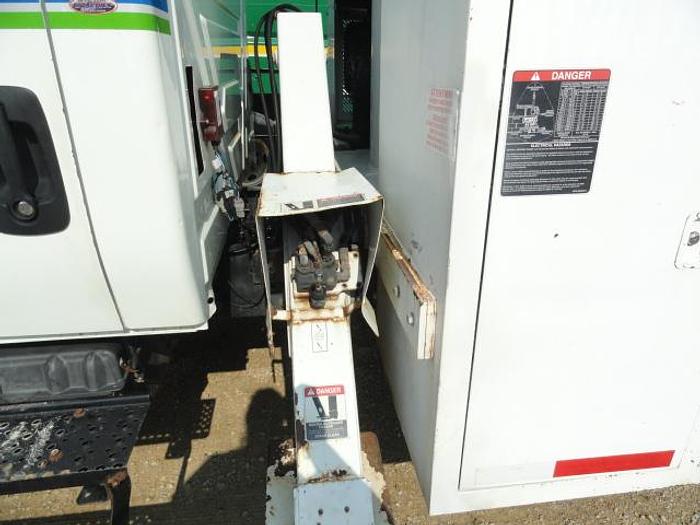 Used 2006 ALTEC LRV56
