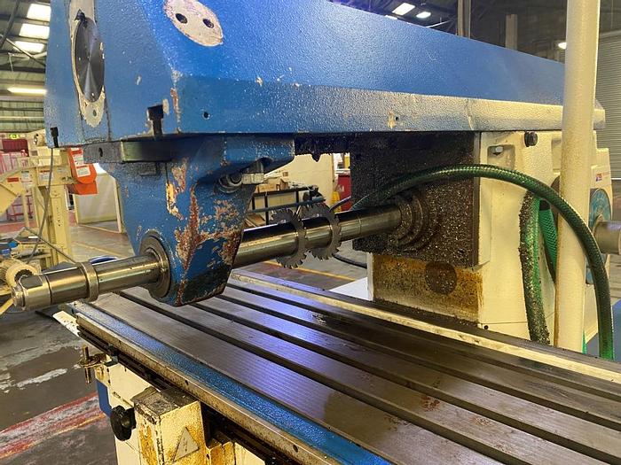 Used 2010 TOS Olomouc FGU 32 Horizontal Milling Machine