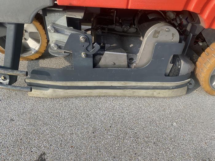 Gebruikt Hako Hakomatic B750R, Schrobmachine